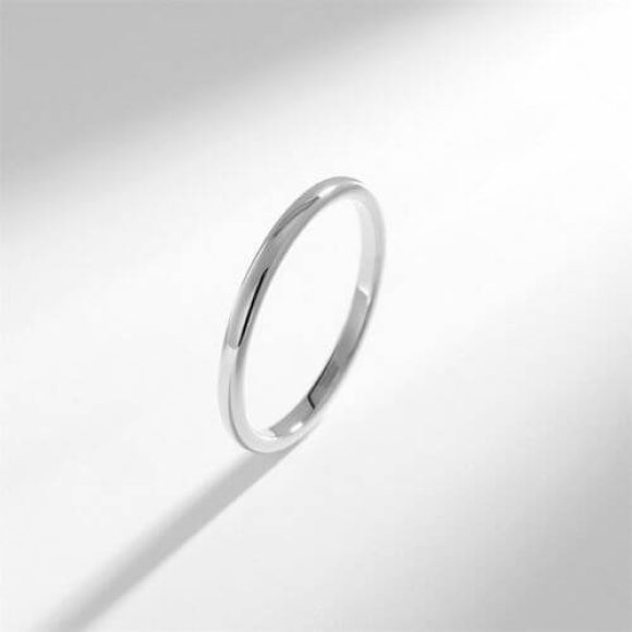Bague fine en argent tungstène pour homme 4 mm design de style moderne