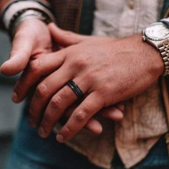 Bague en tungstène noir pour hommes
