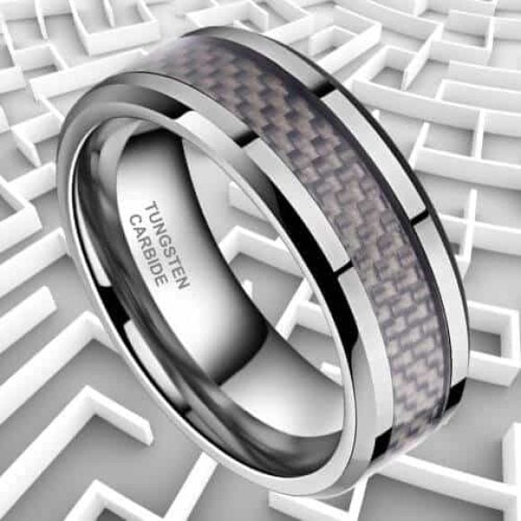 Bague en tungstène argenté pour hommes avec incrustation en fibre de carbone
