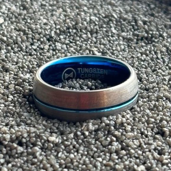 Bague homme en tungstène gris gunmetal et bleu