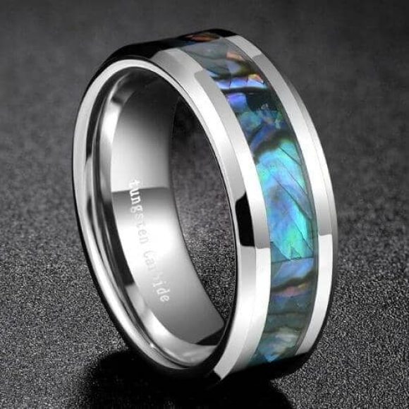Bague pour homme avec incrustation de coquille d'ormeau