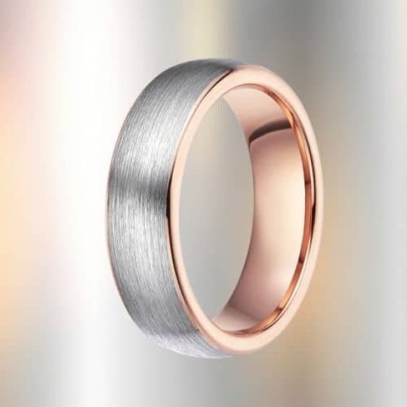 Bague en argent brossé pour hommes sur un design de style traditionnel moderne en tungstène or rose